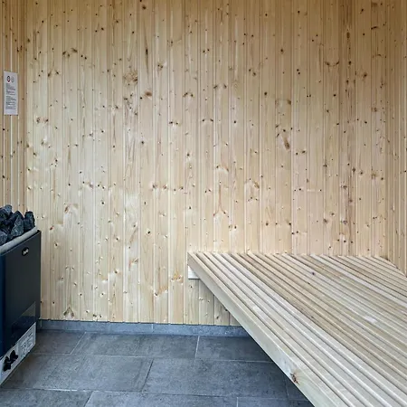 Stunning In With Sauna Spottrup